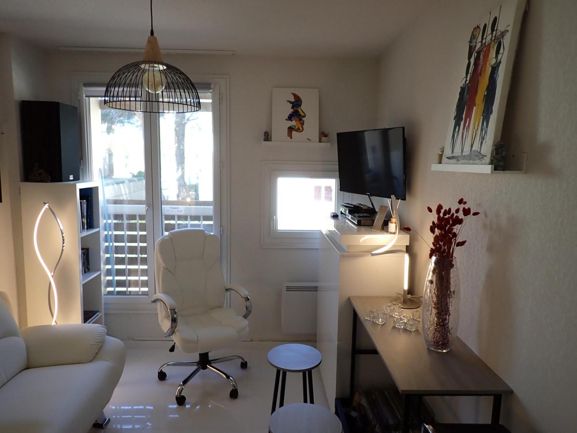 Suite 1 Chambre, 1 Sejour, Climatise, Piscines, 400M De La Mer La Londe-les-Maures Dış mekan fotoğraf
